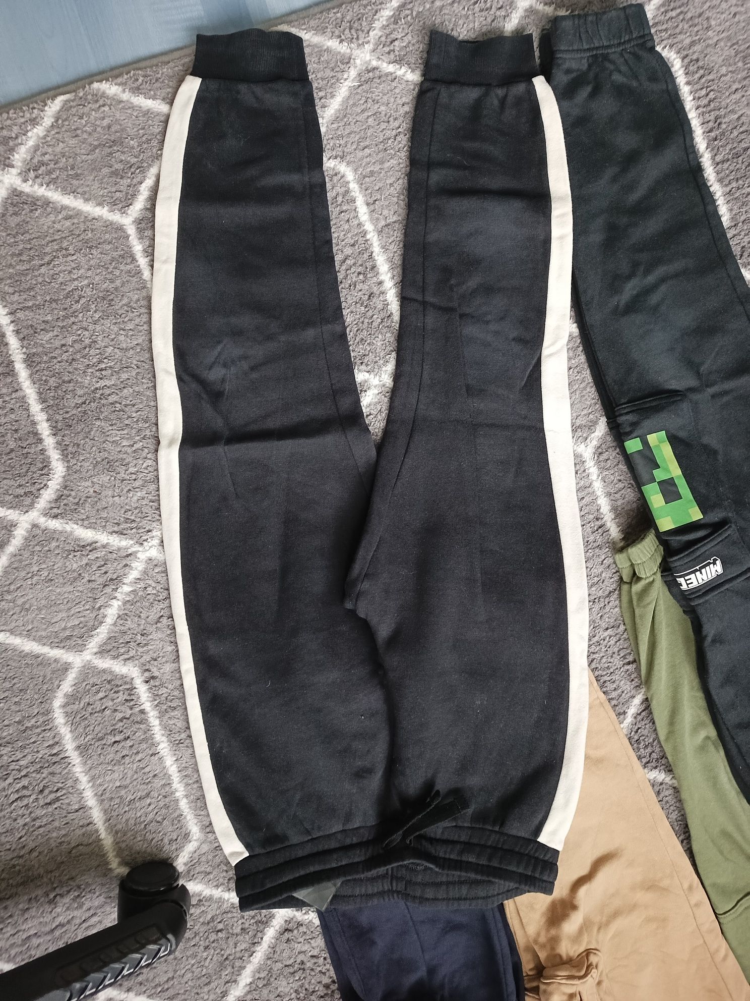 Spodnie dresowe cargo h&m 140 joggersy Minecraft