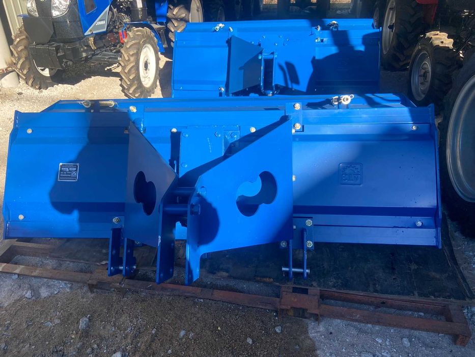 Фреза на трактор навісна