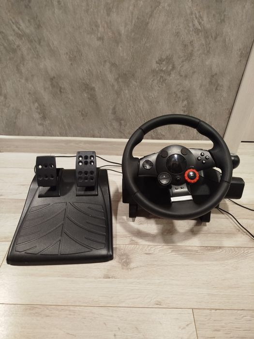 Руль Logitech Driving force gt 900°