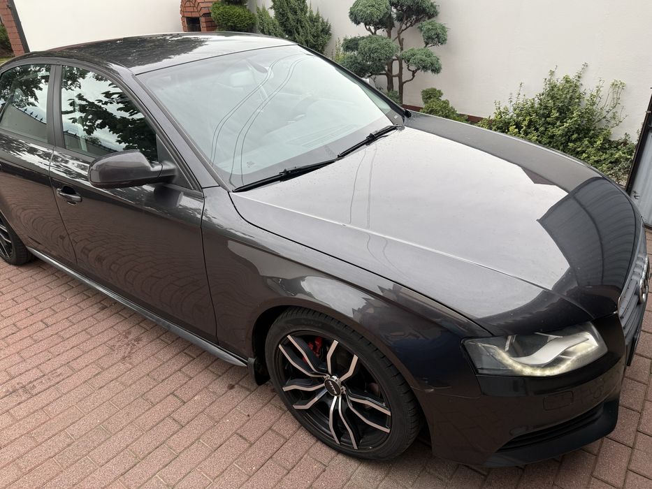 Audi a4 b8 2.0 tdi + komplet kół zimowych (w cenie)