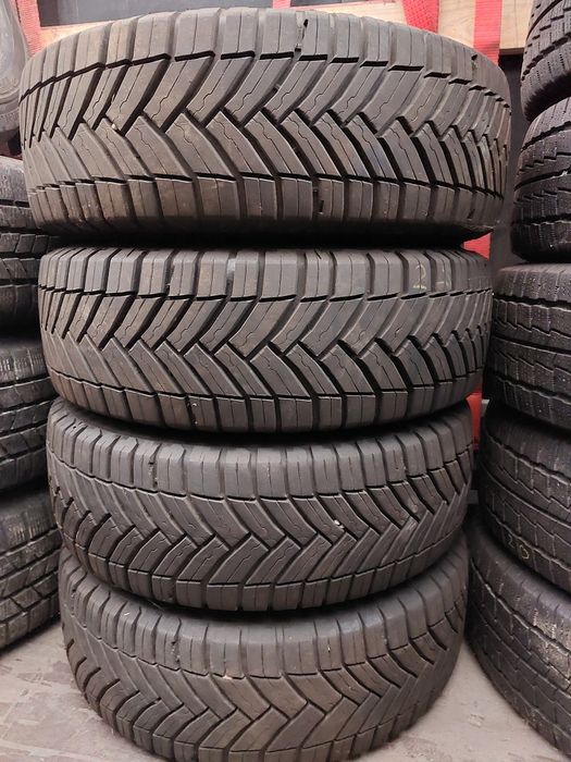 Комплект Шин MICHELIN AGILIS CrossClimate 215/66/16c 4 шт Стан НОВИХ!