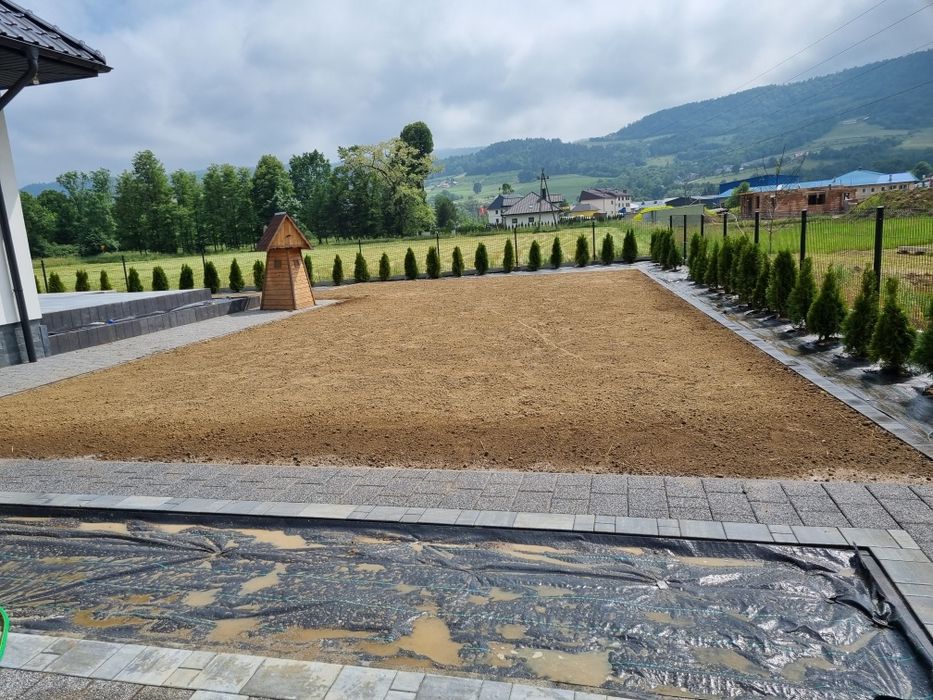 Uslugi Ogrodnicze Wycinka drzew tarasy/Kostak brukowa