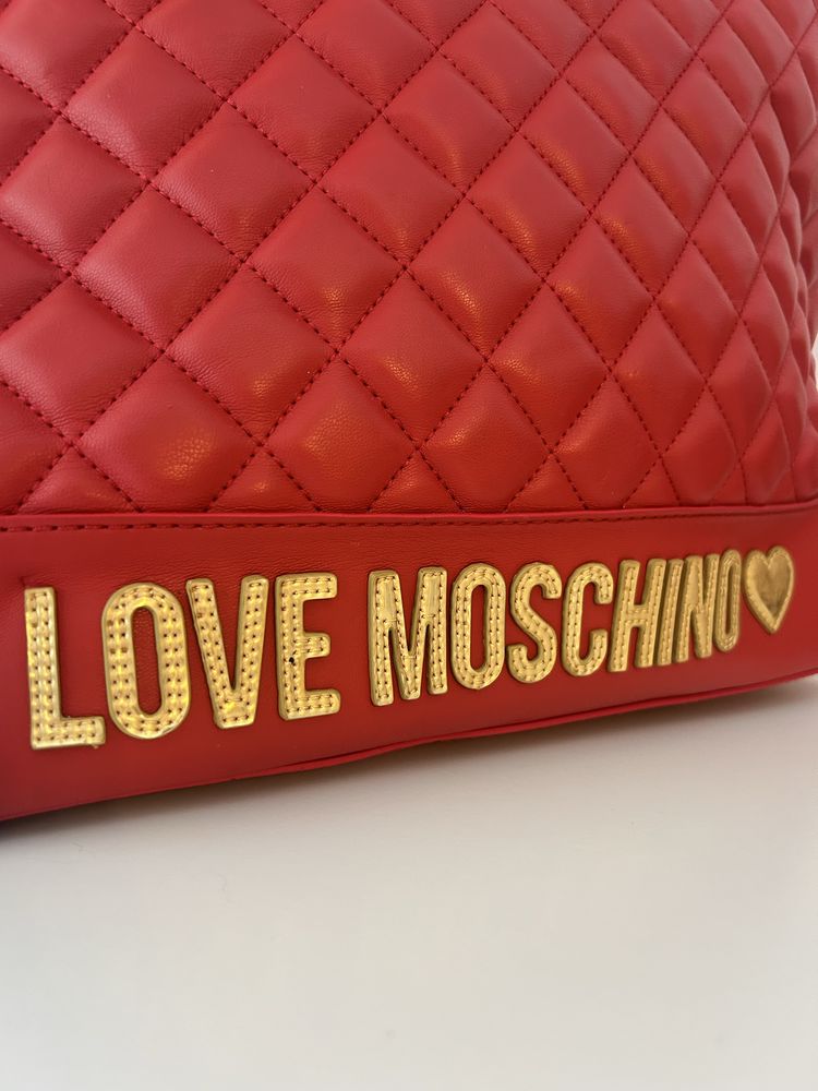 Mala Love moschino vermelha