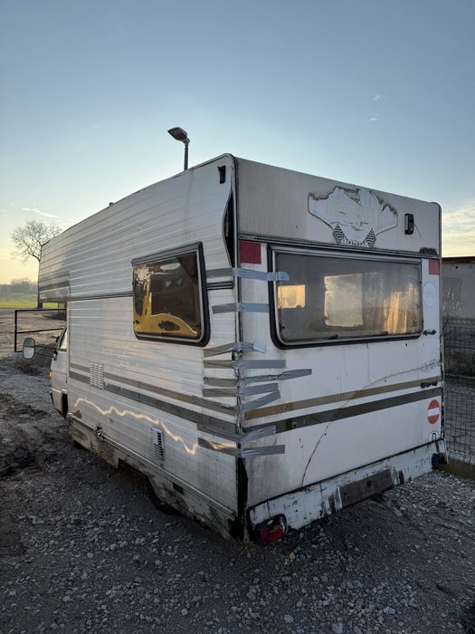 Mitsubishi L300 Kamper 1982 1.6 benyzna