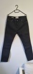 Czarne jeansy Pull&Bear | Męskie carrot rozmiar 44