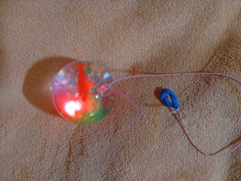 Świecąca piłka 6 cm