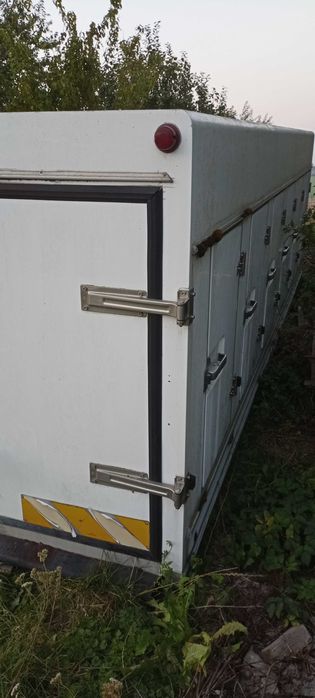 Schowek garaż kurnik chłodnia kontener mroźna gołębnik
