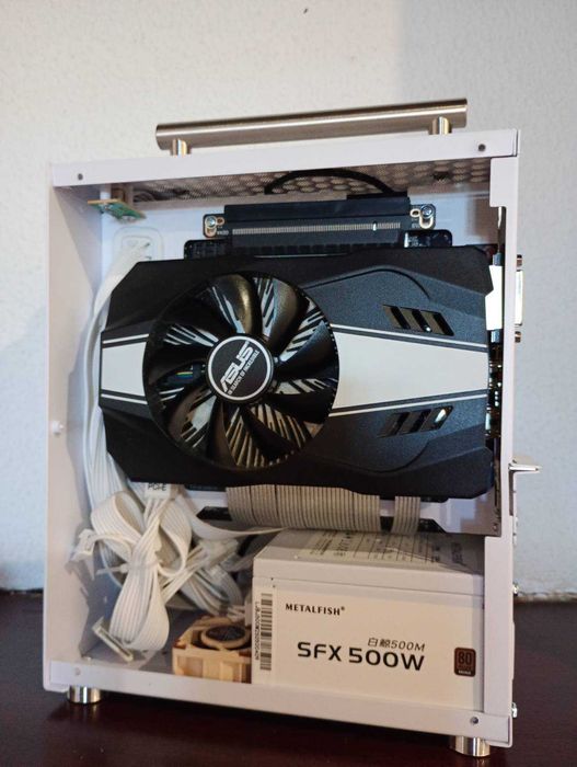 PC Gaming COMPACTO 7L - i5-7500 (7ª Gen) + GTX 1660 3GB - Noctua SFF