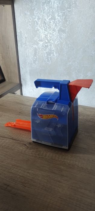 Гараж Hot Wheels хот вилс