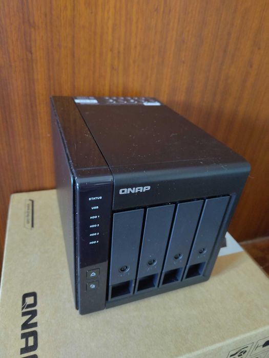 NAS Qnap TR-004 - Estrutura de Expansão RAID de 4 baias