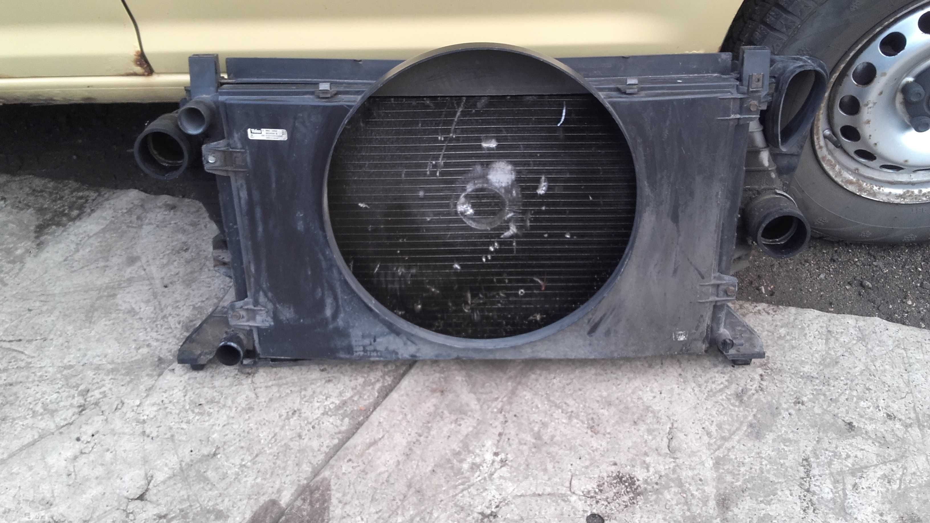 Chłodnica Komplet chłodnic Volkswagen Lt 2,5 tdi z obudową intercooler