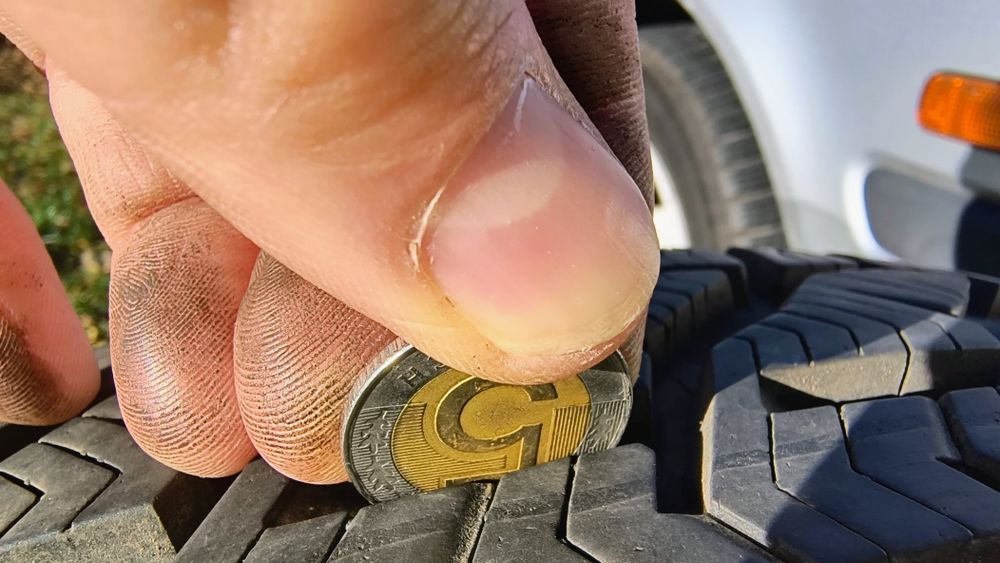 Opony zimowe kormoran snow 185/65r15 komplet 4 sztuki BARDZO ŁADNE!!!