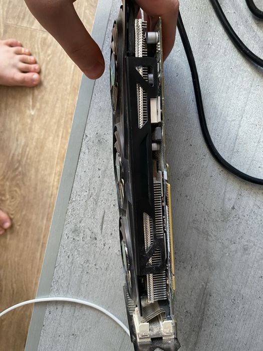 Продам видеокарту