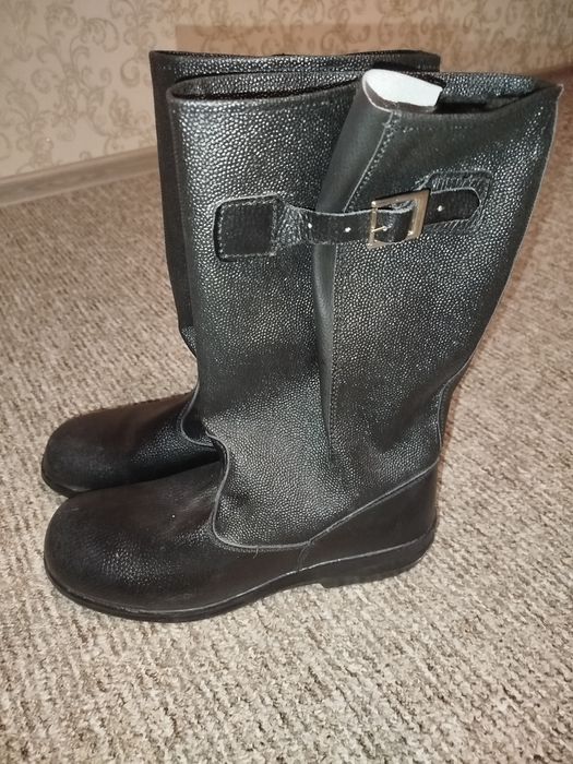 Зимові чоботи 47 розміру