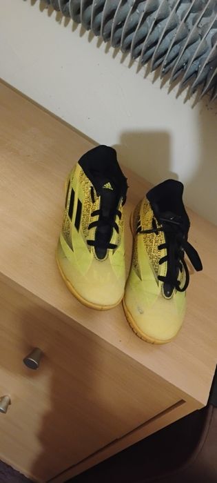 Halówki Adidas rozmiar 34