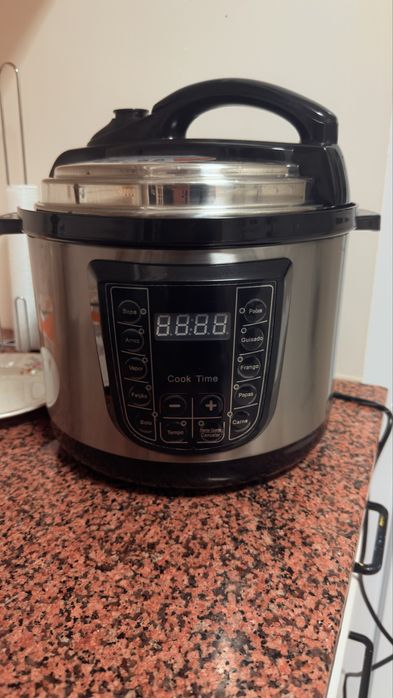 Panela eletrica nova