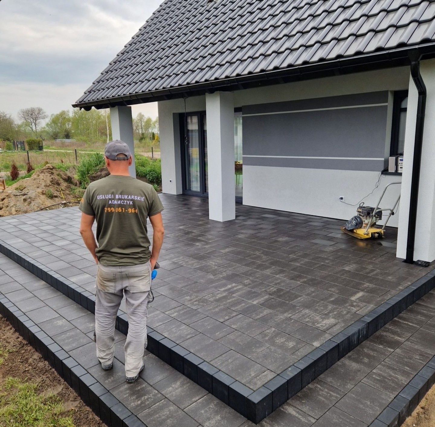 Ukladanie kostki,granitu,montaż ogrodzeń panelowych