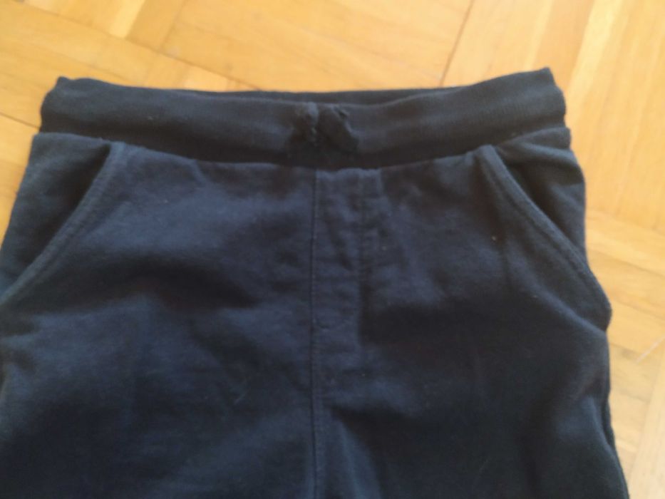 Spodnie dresowe 128 cm (cena za obie pary)