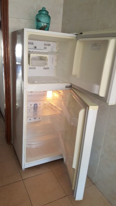T2 praia da barra com garagem disponivel de 13 a 20 de julho promoçao)