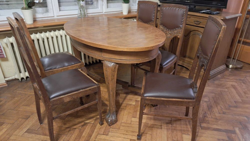 Komplet stół z krzesłami, Retro