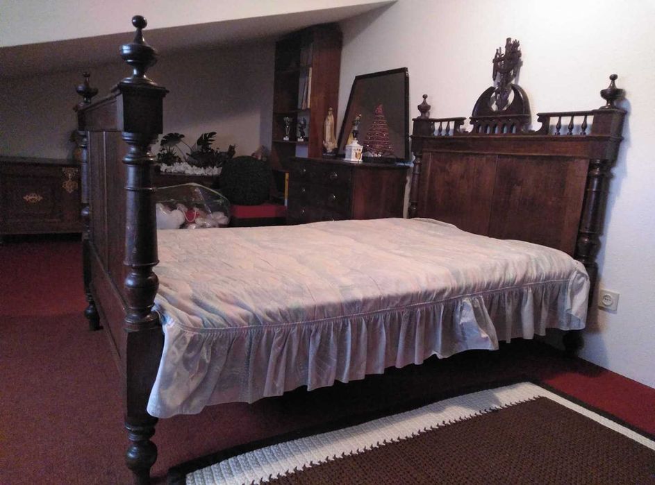 Cama do seculo XVIII