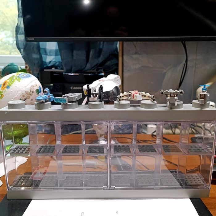 Бокс для lego/ стенд для мініфігурок lego/ вітрина /мініфігурки lego