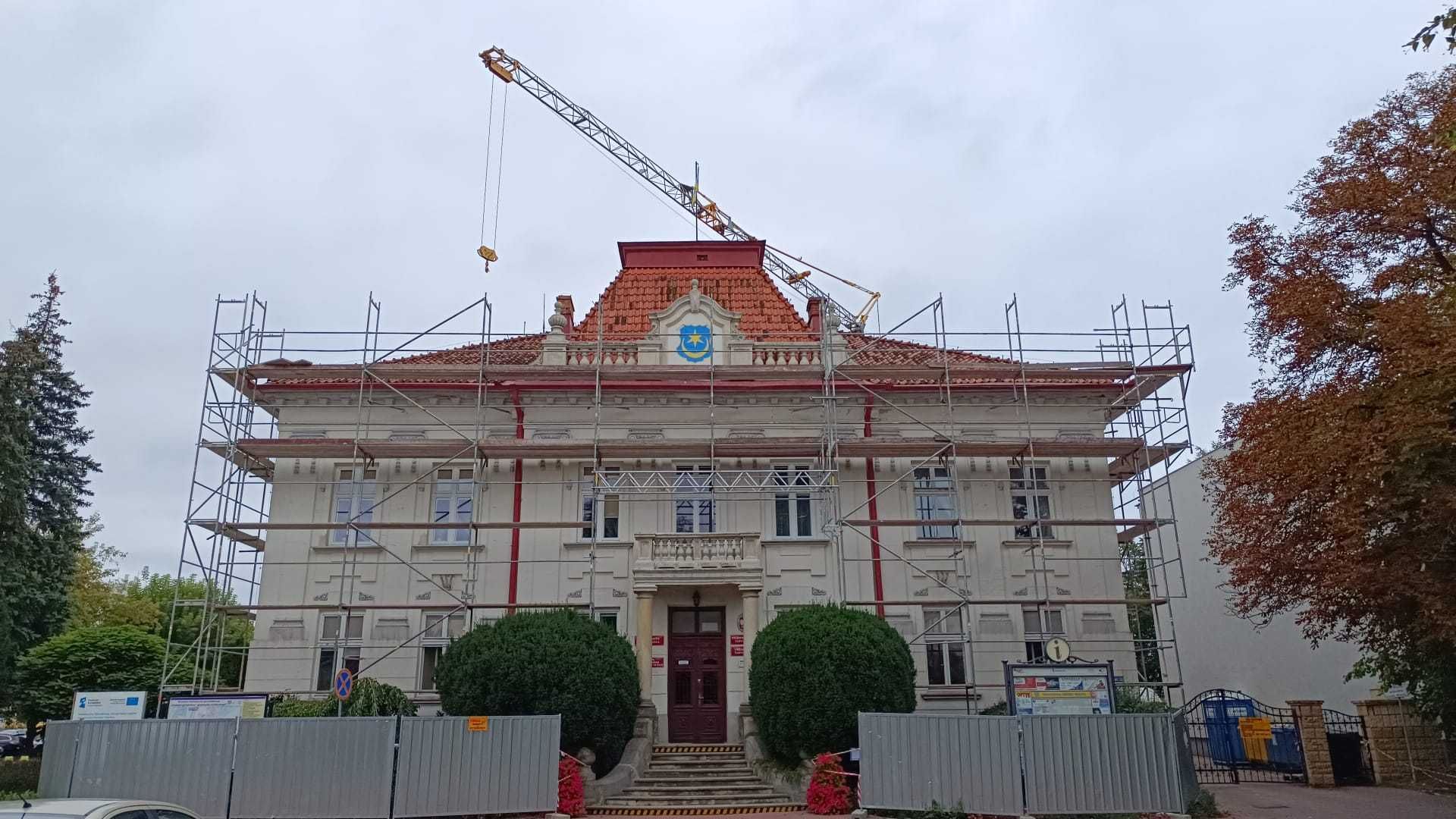 Dźwig budowalny Dźwig dekarski Żuraw Wieżowy Dźwigi WYNAJEM