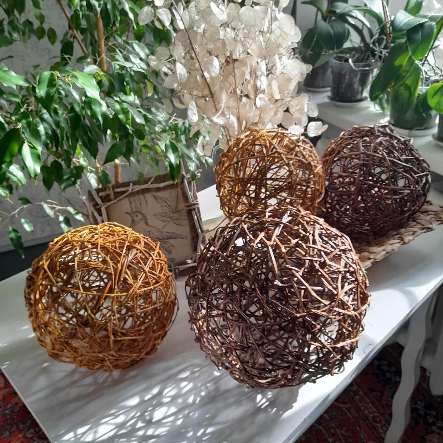 Продам плетеные шары из лозы