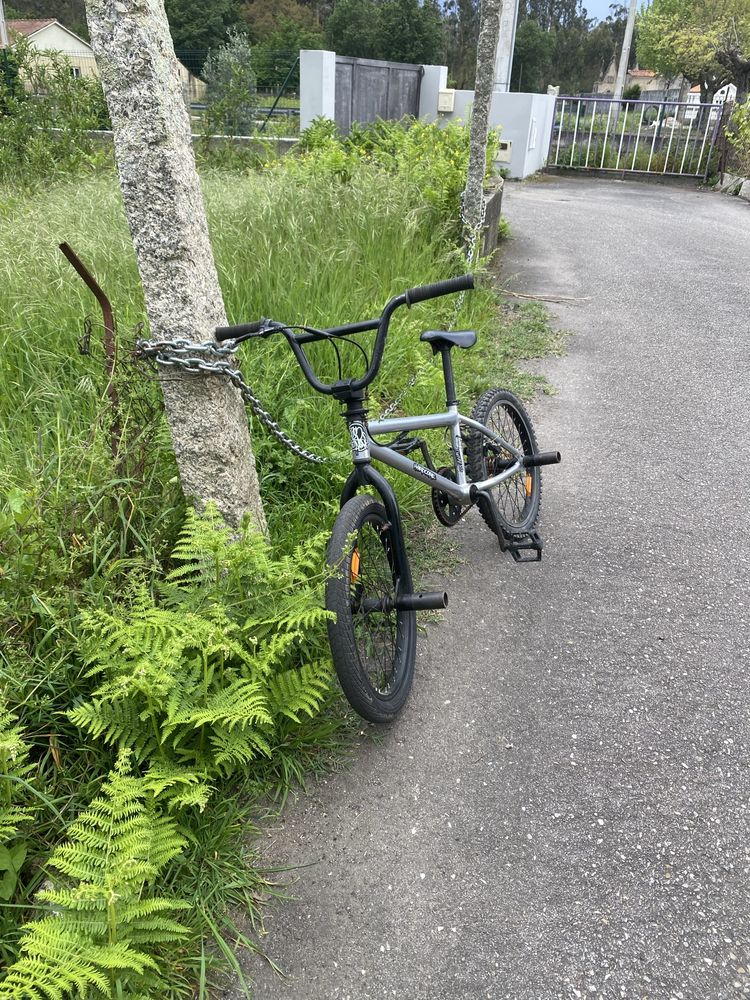Vendo bmx roda 20