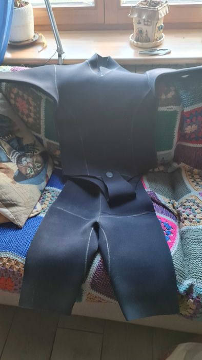 Костюм для плавання. Теплий