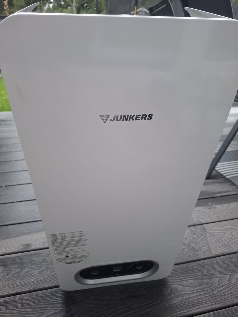 Przepływowy podgrzewacz wody Junkers  HYDRO 4300