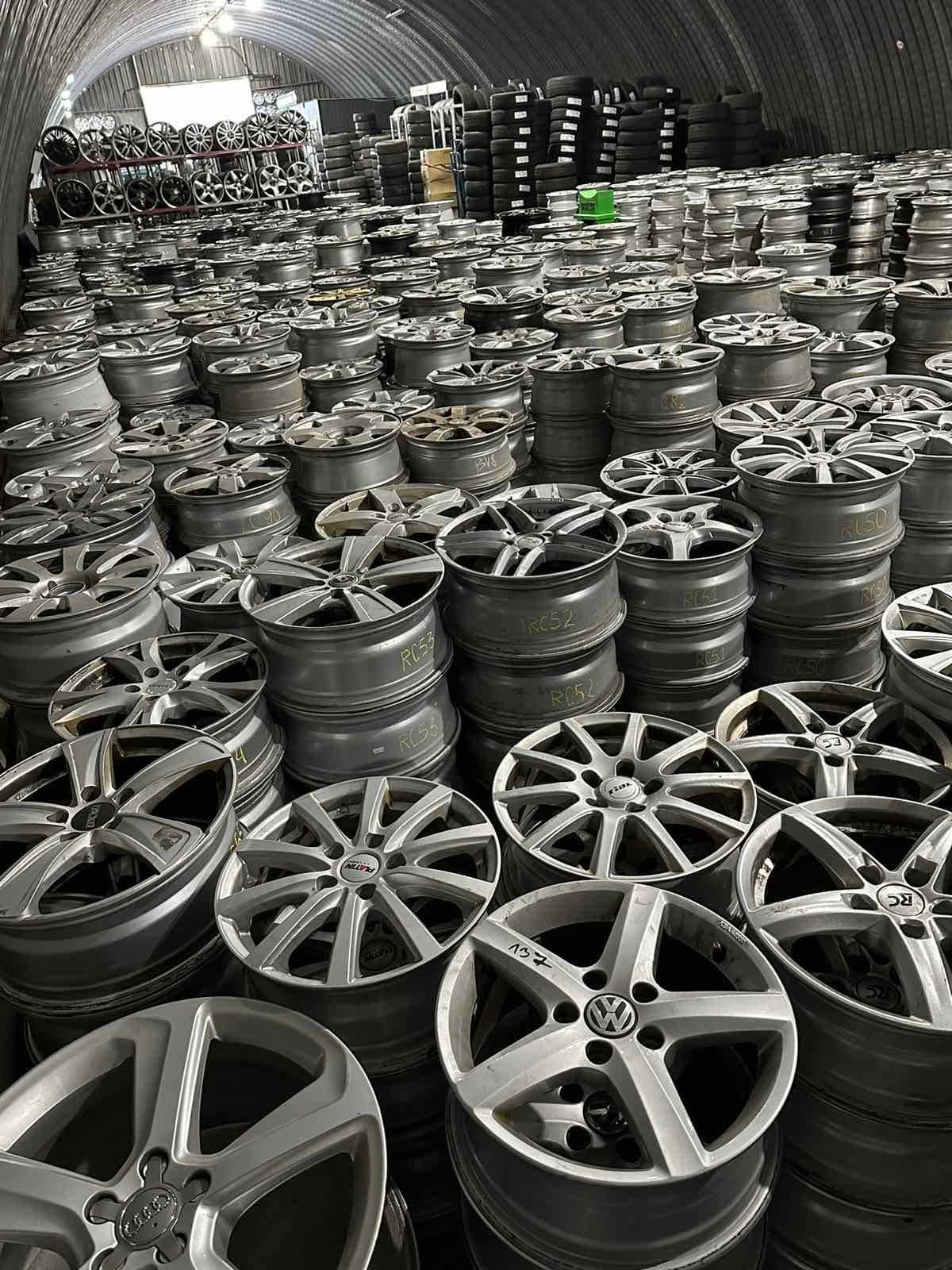 БУ Диски титани 5x 112 R16 Volkswagen Skoda Audi Mercedes 5x112 R17