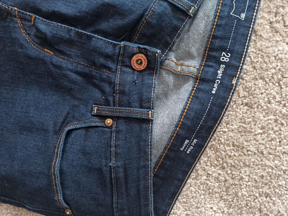 Spodnie jeansy levis 3 sztuki  27/32 27/34 28/32