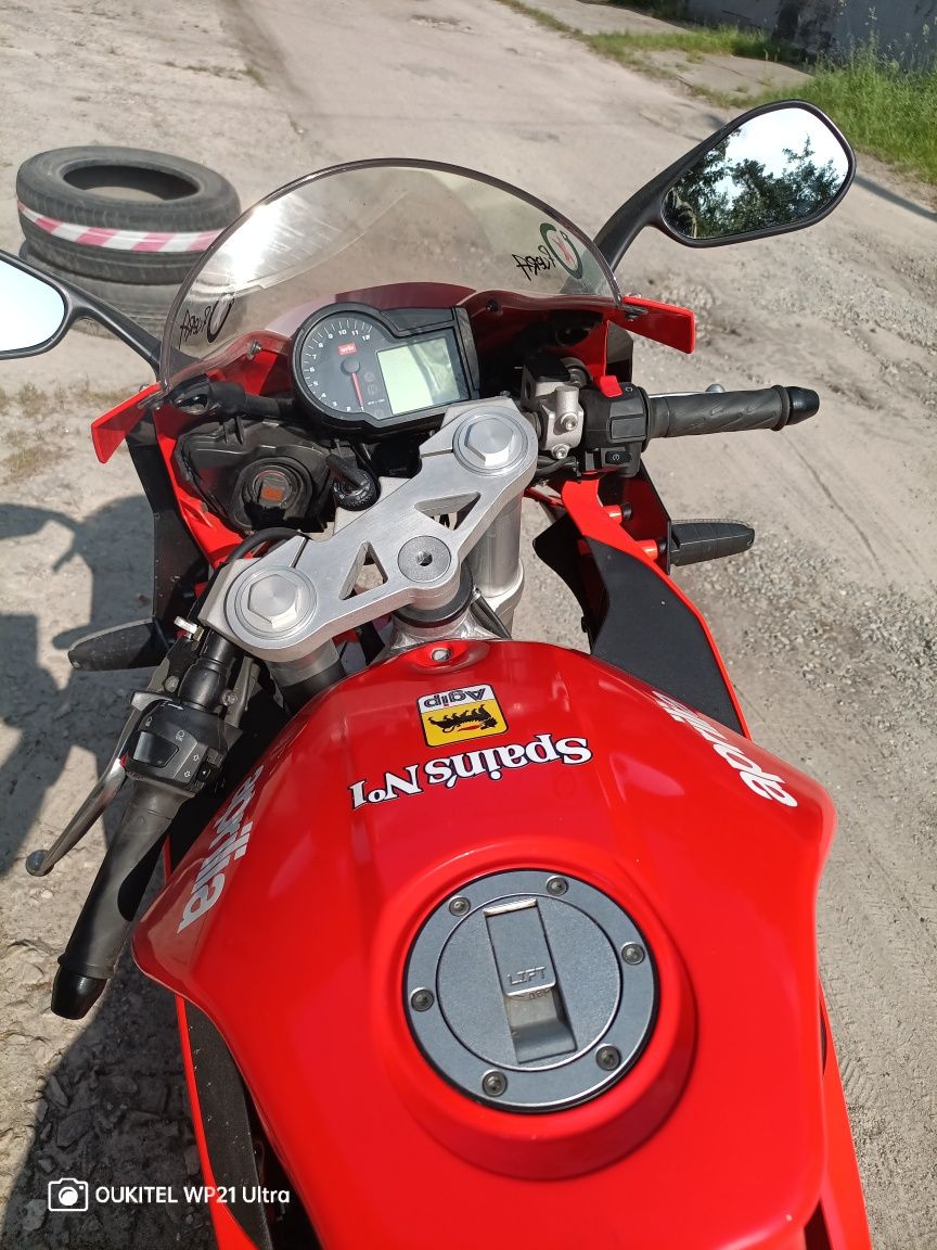 Мотоцикл Aprilia RS-50 в гарному доглянутому стані .