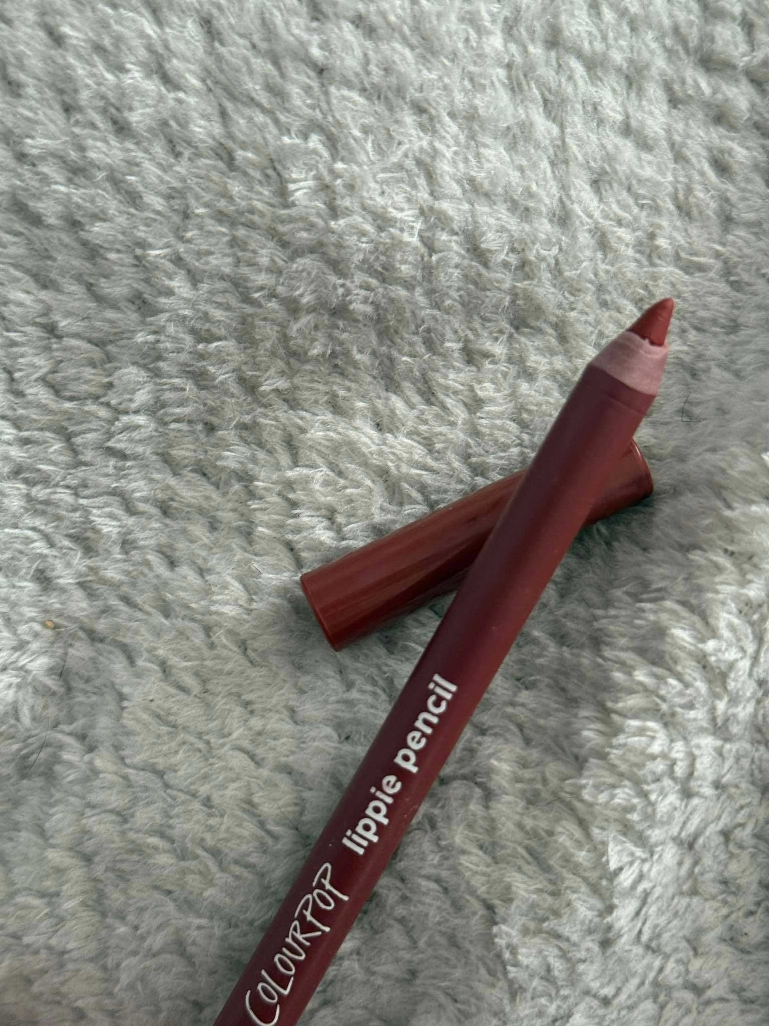 Konturówka do ust colourpop lippie pencil Love bug