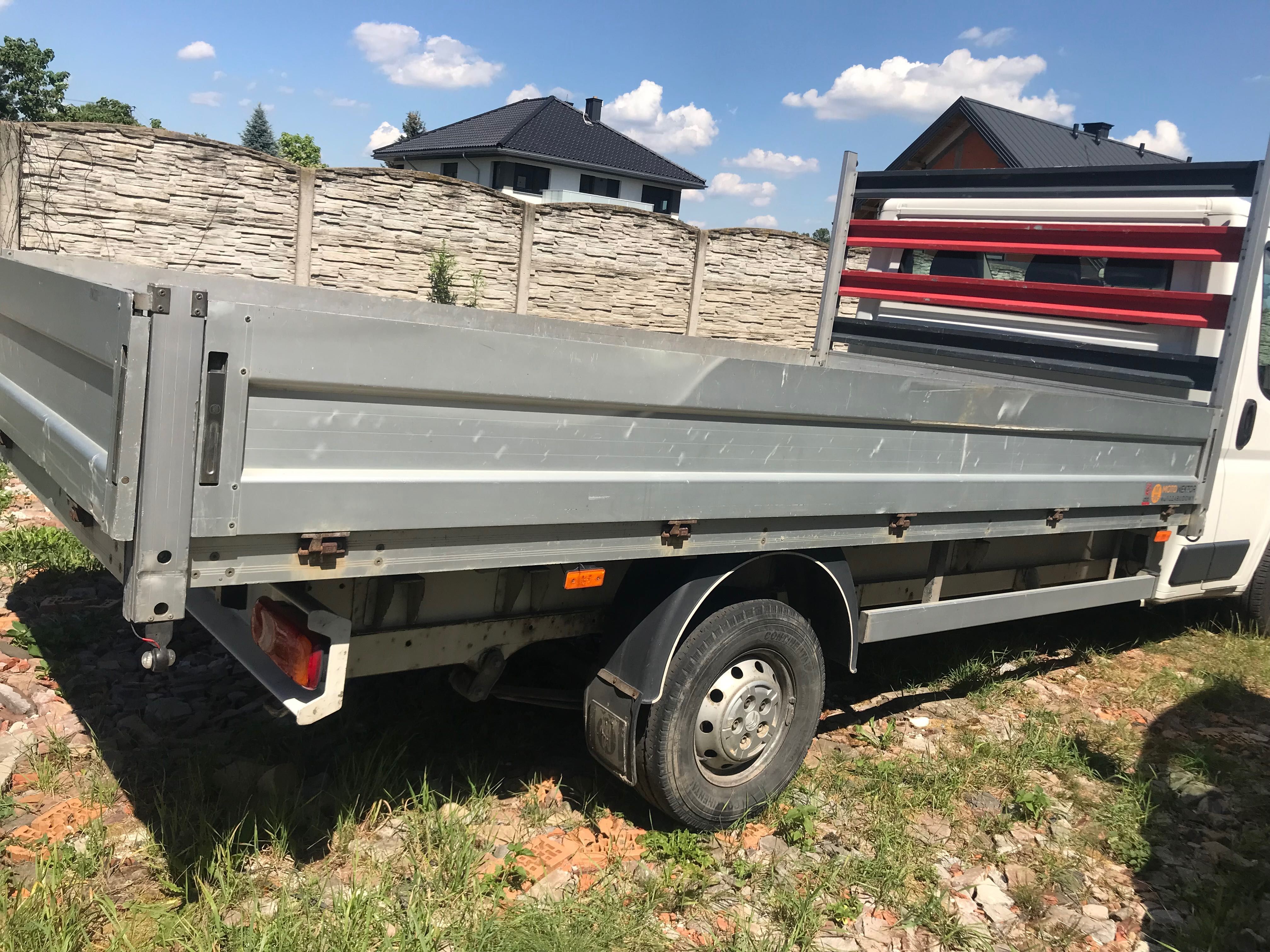 wynajem  auto wypożyczalnia dostawczy plandeka firanka z windą