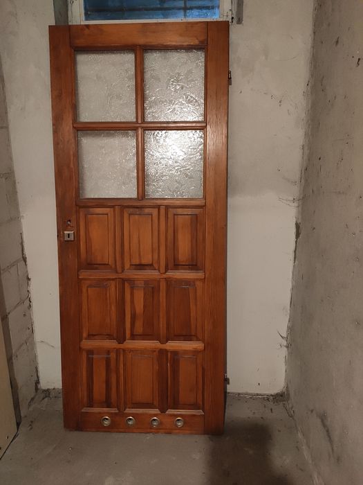 Drzwi drewniane sosnowe wewnętrzne