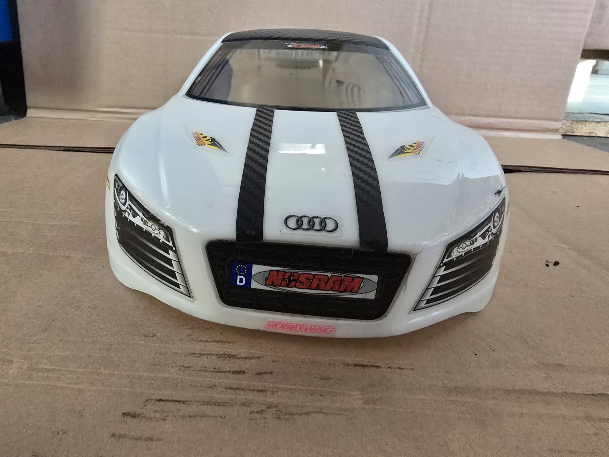 Karoseria rc audi r8 1:10