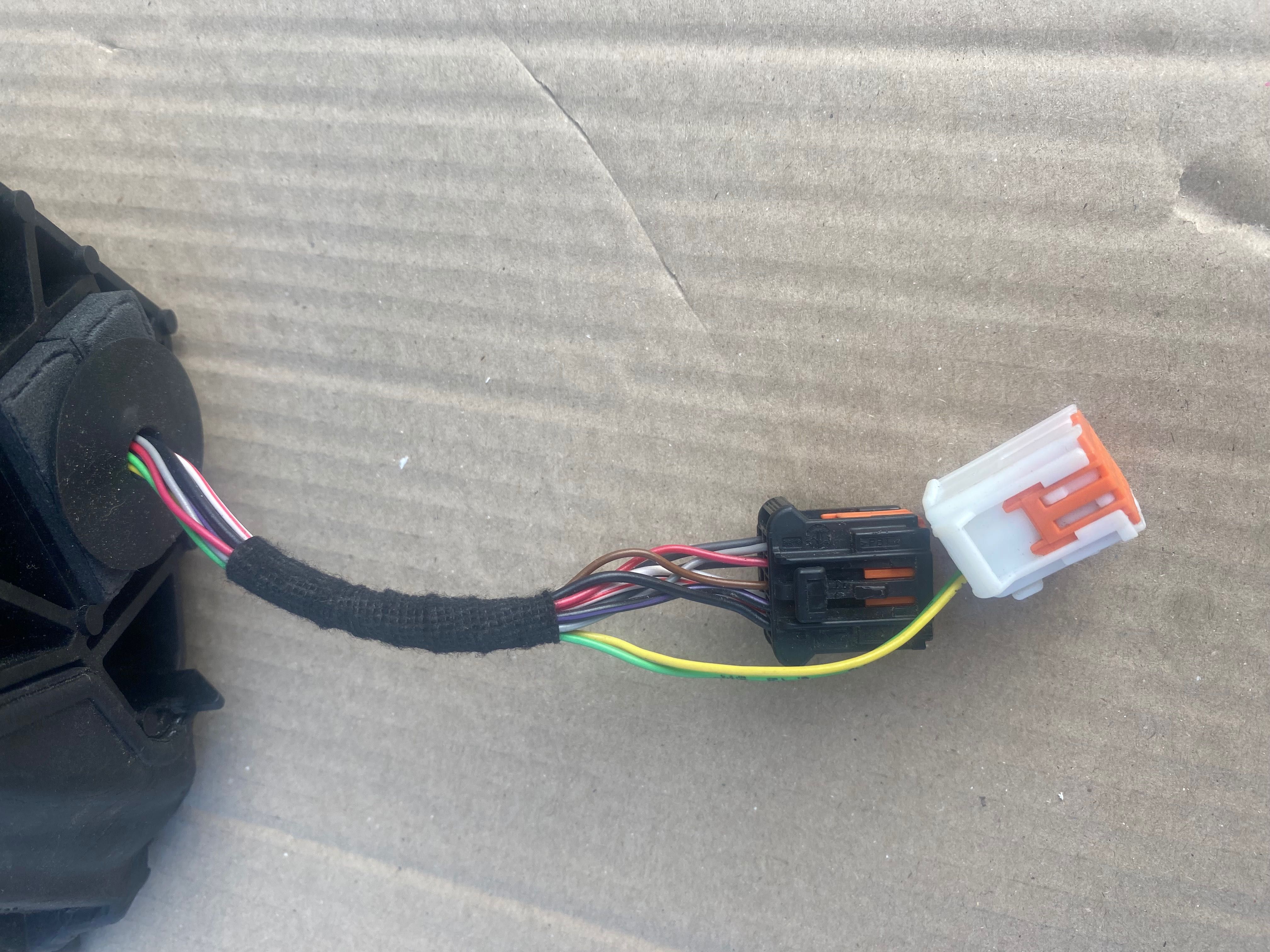Lusterko Opel grandland x prawe 9 + 2 pin