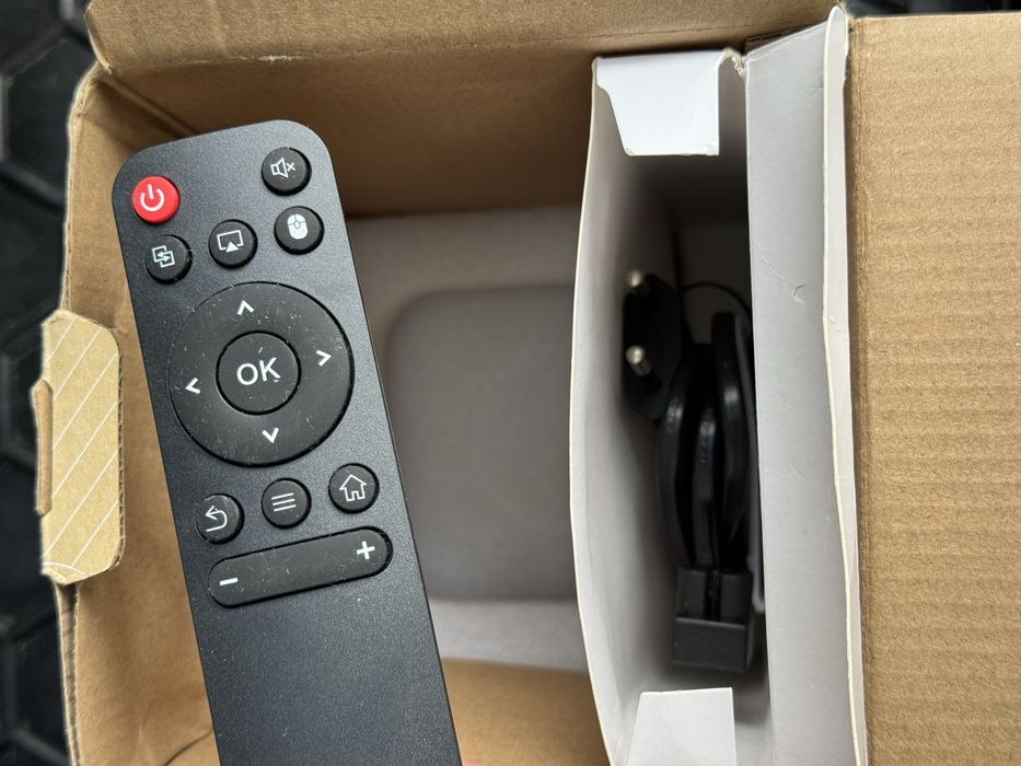 Мультимедійний проектор Magcubic HY320 mini