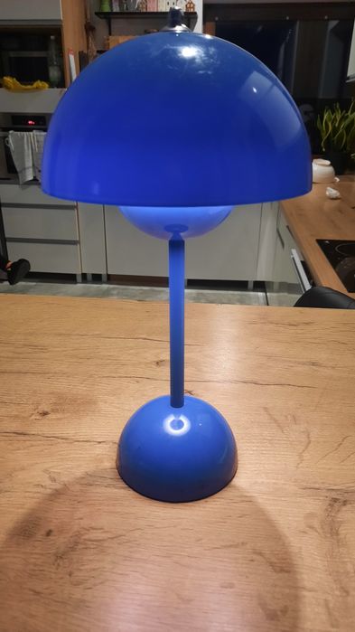 Lampka Led niebieska na 3x baterie AAA