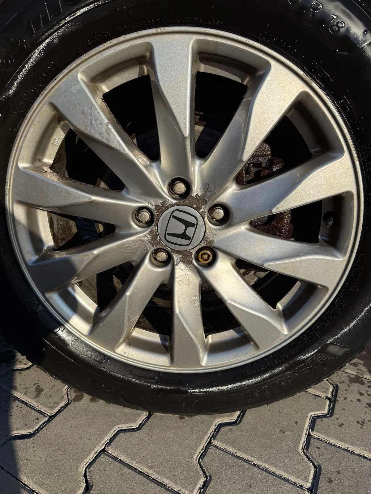 Диски Honda CR-V 3 R18 (шини)
