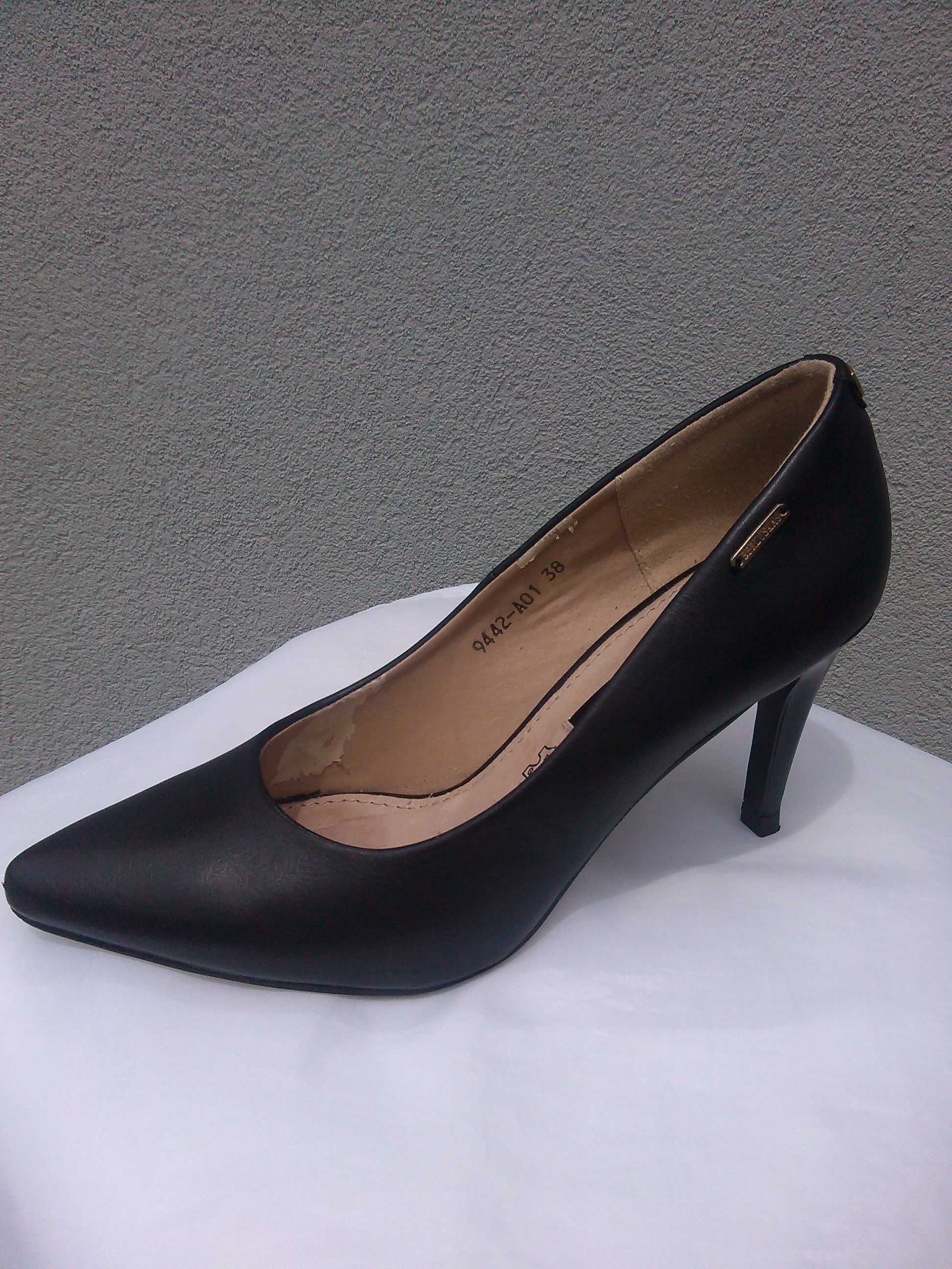 Sapatos de senhora