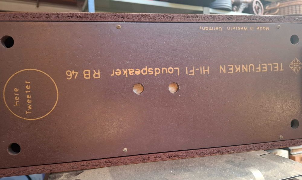 Radio Telefunken Opus 5550 com Culunas