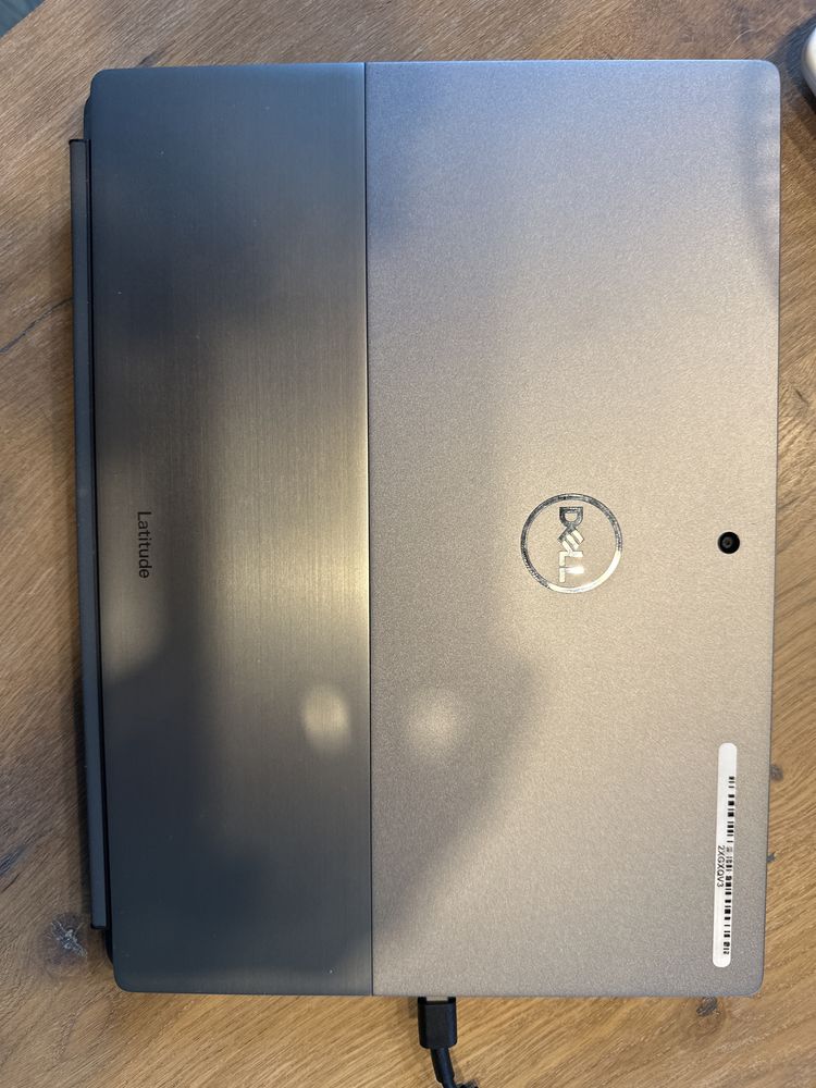 2w1 Dell Latitude 13 7320 Detachable i5- 1140G7 8/256 SSD W11 Pro