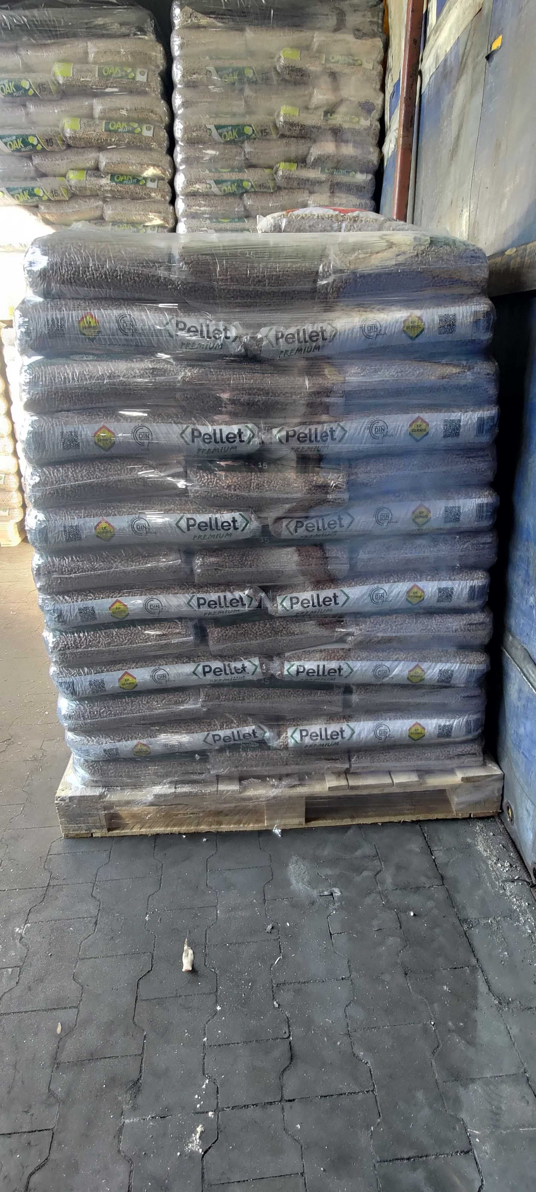 Pellet drzewny sosnowy z certyfikatem DIN plus.