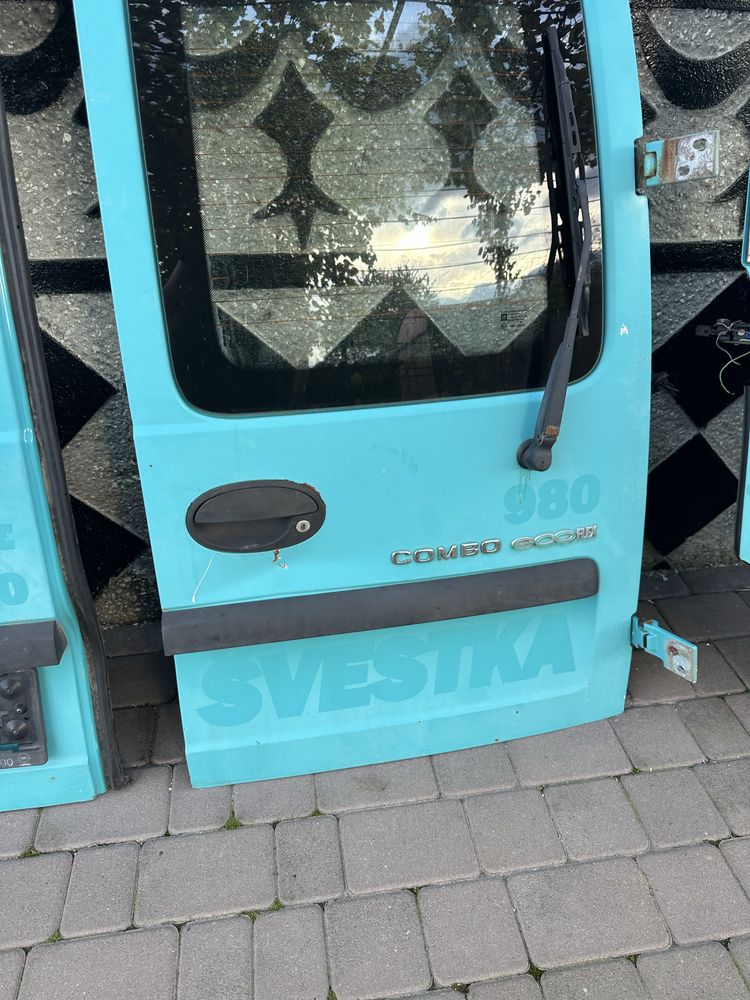 Двері Опель Комбо С Combo C
