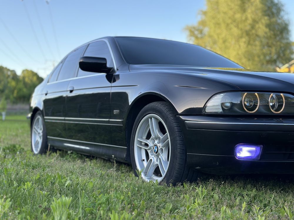 Bmw e39 бмв 523i 2.5L