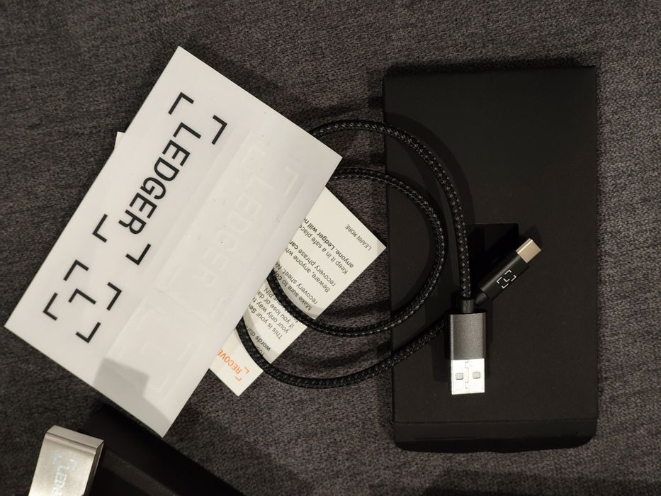 Ledger Nano S Plus Crypto Wallet