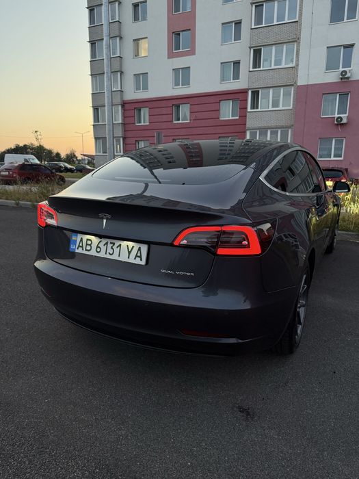 Продам Tesla Model 3